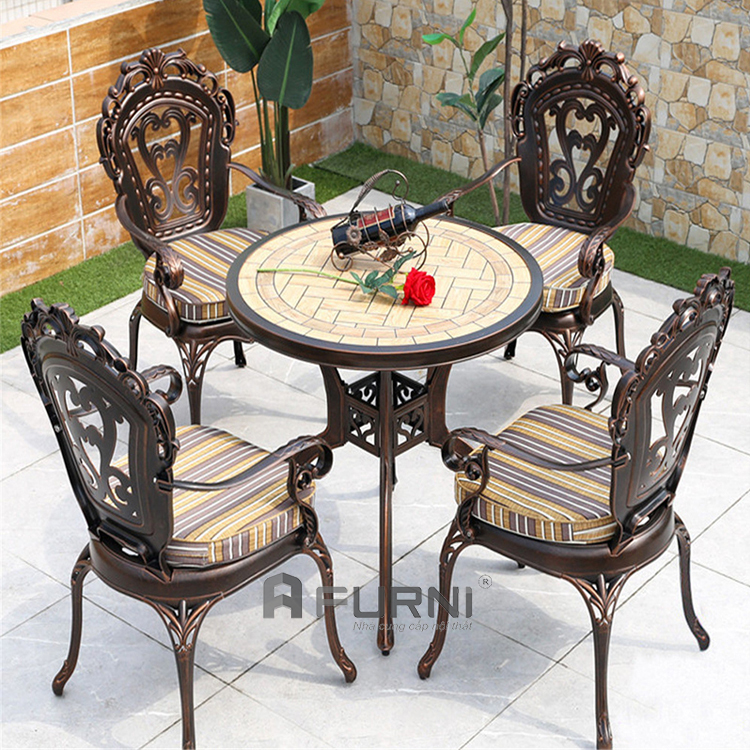 Bộ bàn 4 ghế outdoor có nệm